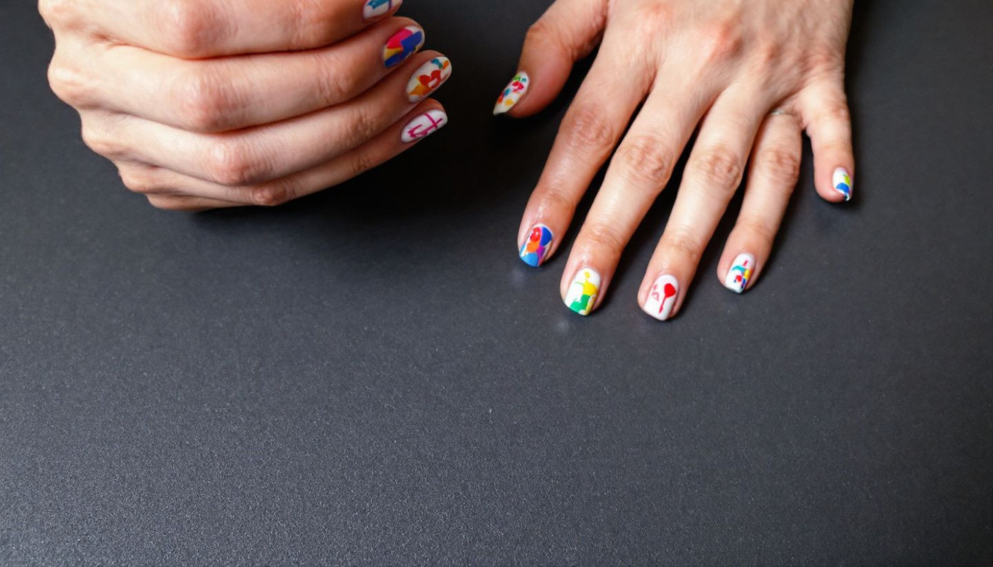 How To Effortlessly Achieve A Flawless Manicure With Nail Stickers